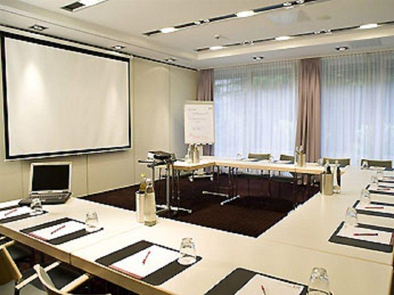 Отель Mercure Nord